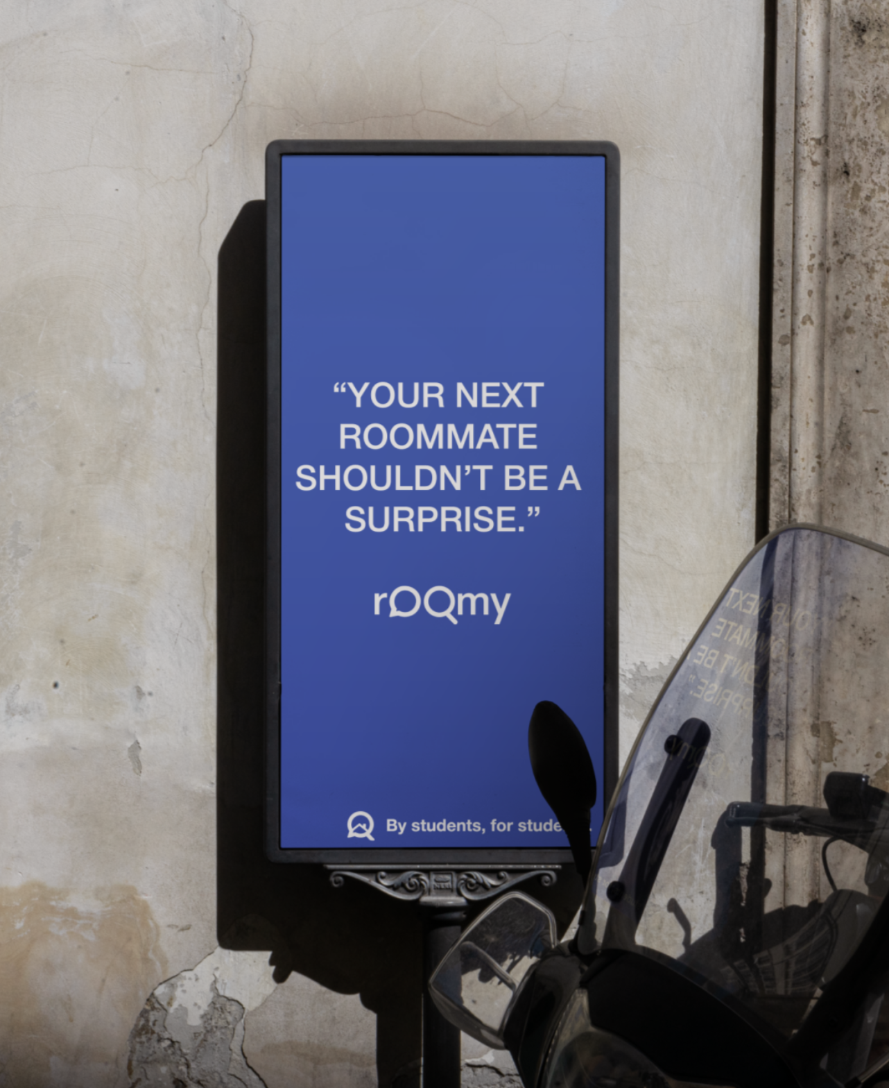 rOOmy billboard mockup